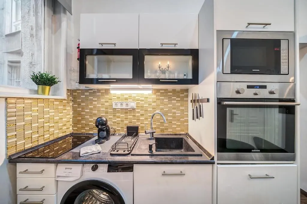 Fashion Street Central Apartment Budapest
